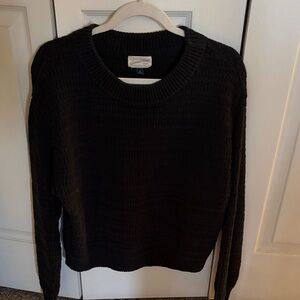 Universal Thread Black Crew Neck Sweater